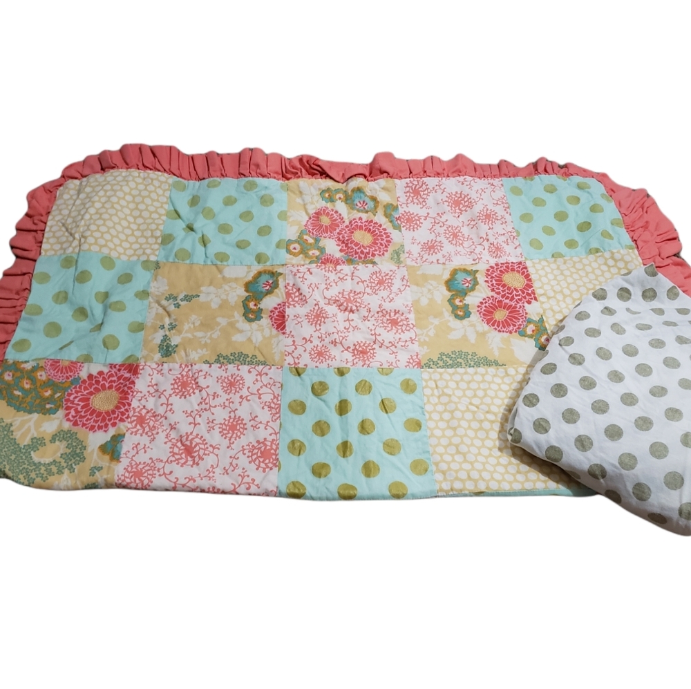 Crib bedding